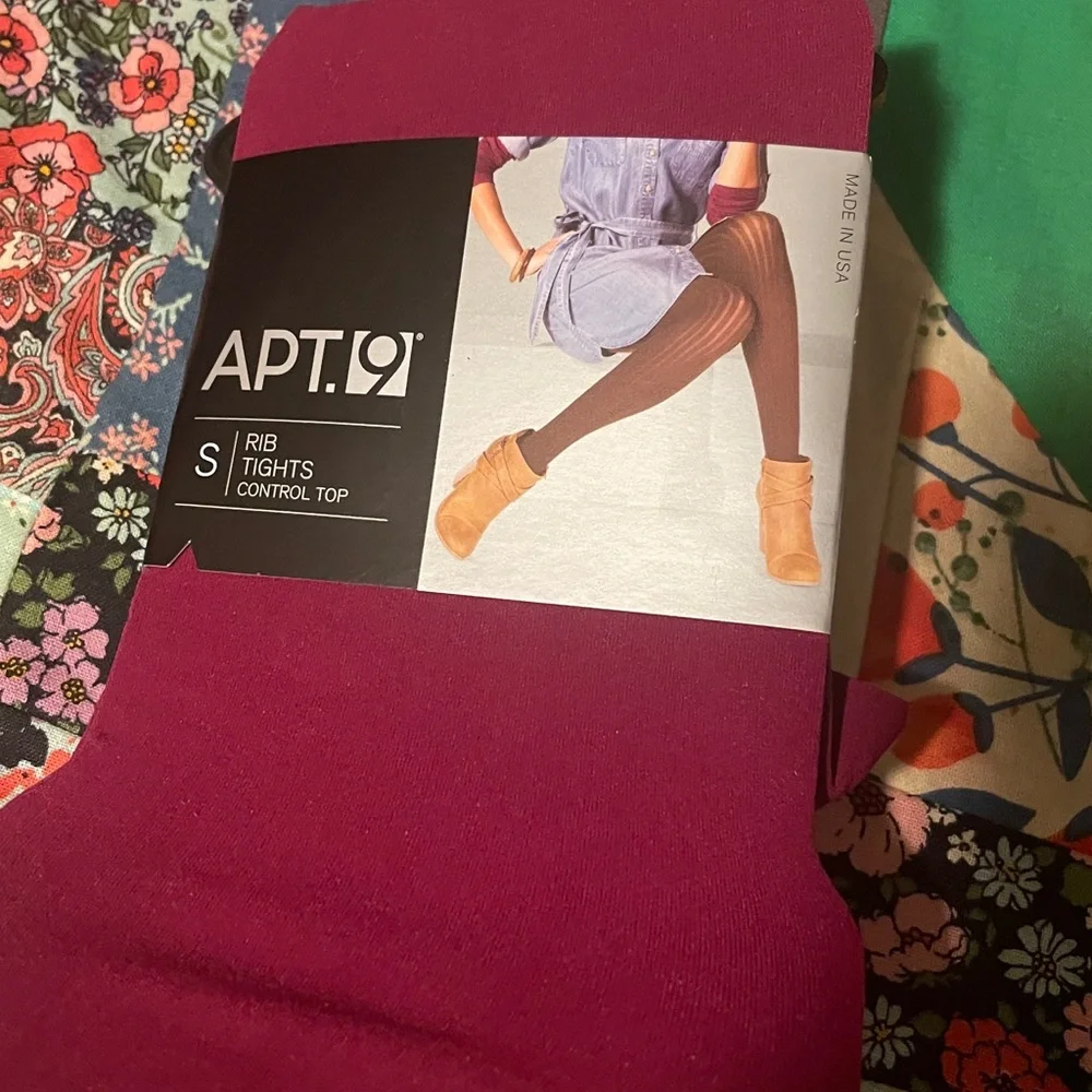 APT. 9 Women's Assorted Color Tights Buy 2 get a pair free 

A lot Available - Picture 4 of 5